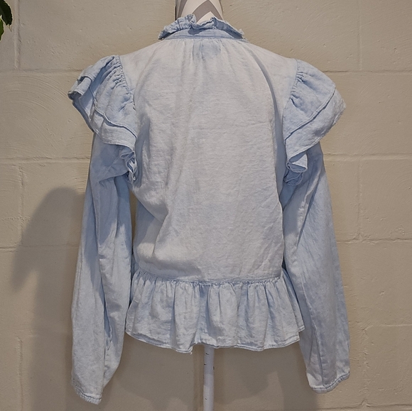 BLANKNYC 411 Top Size Medium Light Blue Fade Ruffled Tie Front 100% Cotton. - Picture 3 of 11